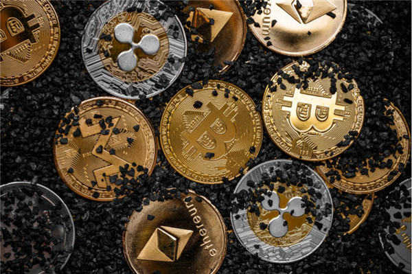 BTC进入 “阶梯式”上涨模式16 万美元触手可及？